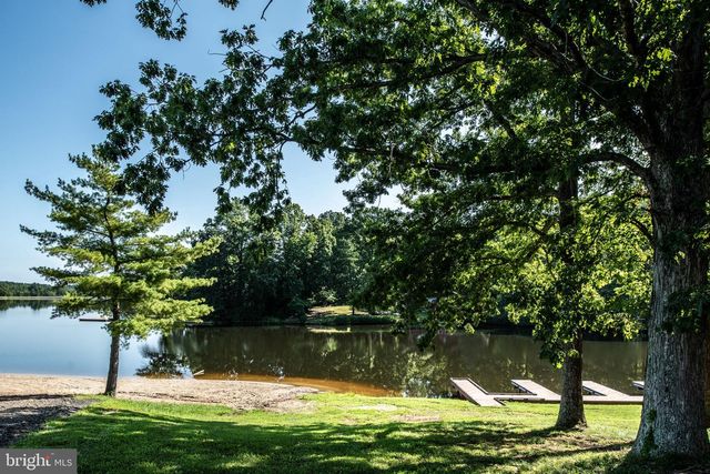 432 CORNWALL DR, Ruther Glen, VA 22546