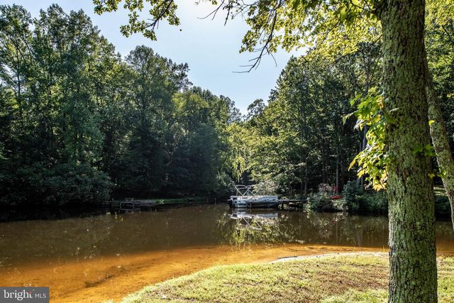 432 CORNWALL DR, Ruther Glen, VA 22546