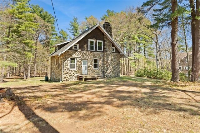 876 Plymouth St, East Bridgewater, MA 02333