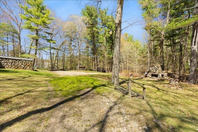 876 Plymouth St, East Bridgewater, MA 02333