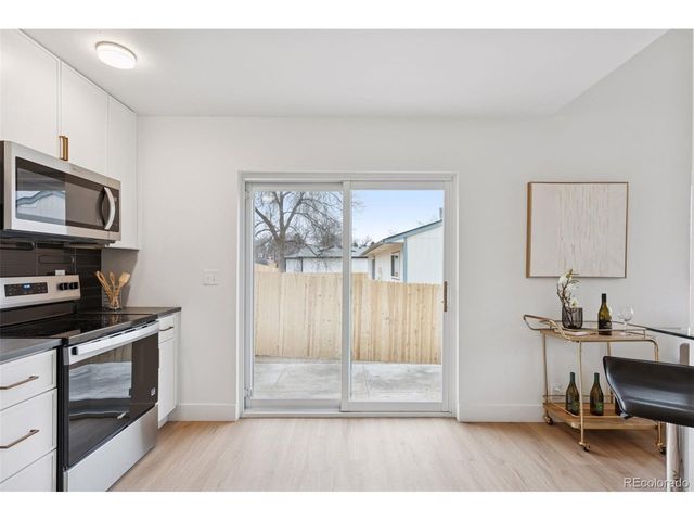 1464 W Lake Ave, Littleton, CO 80120