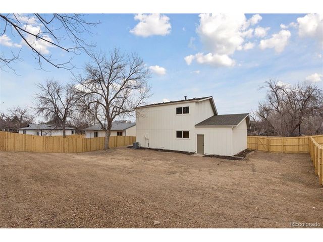 1464 W Lake Ave, Littleton, CO 80120