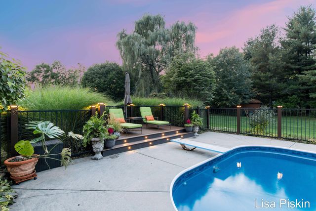 2197 Knollpoint Drive NE, Ada, MI 49301