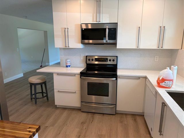 201 PALMETTO ROAD, Nokomis, FL 34275