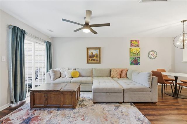 102 Tannenbaum Circle, Greensboro, NC 27410