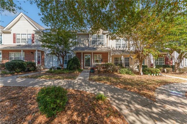 102 Tannenbaum Circle, Greensboro, NC 27410