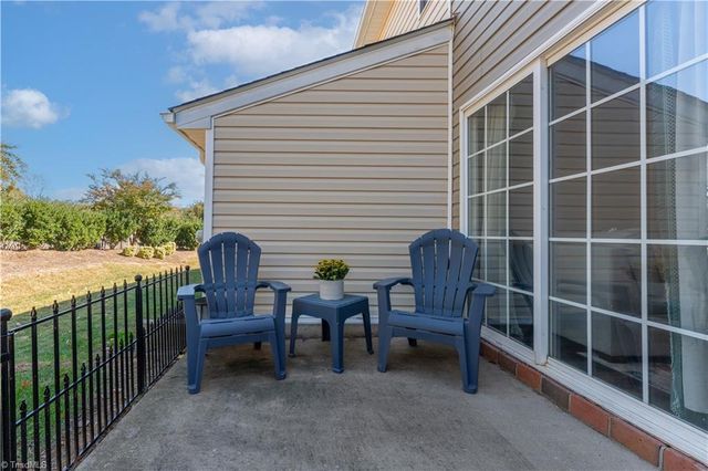 102 Tannenbaum Circle, Greensboro, NC 27410