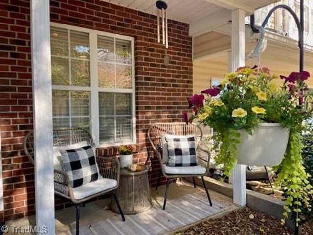 102 Tannenbaum Circle, Greensboro, NC 27410