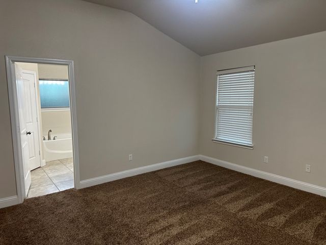 6020 Spahn St, Midland, TX 79707