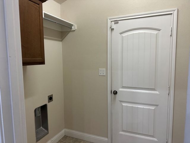 6020 Spahn St, Midland, TX 79707