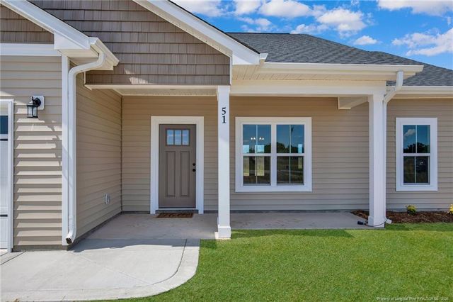 195 Barberry Road, Raeford, NC 28376