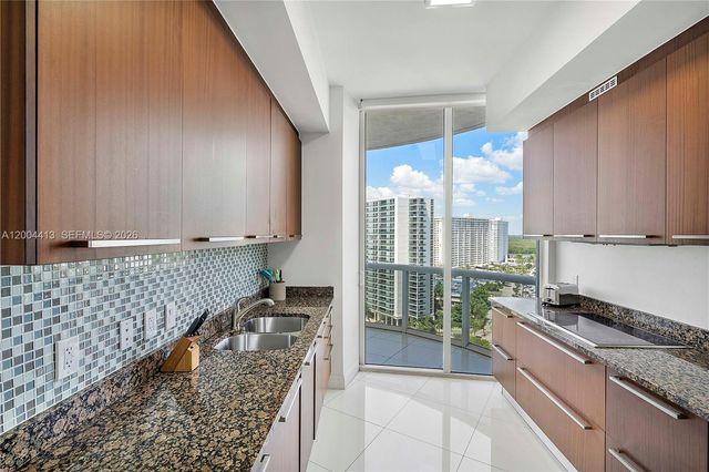 15811 Collins Ave 1205, Sunny Isles Beach, FL 33160