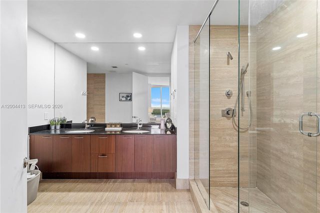 15811 Collins Ave 1205, Sunny Isles Beach, FL 33160