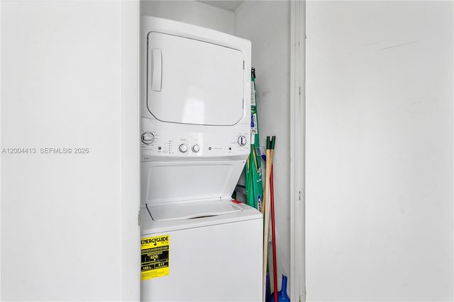 15811 Collins Ave 1205, Sunny Isles Beach, FL 33160