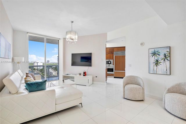 15811 Collins Ave 1205, Sunny Isles Beach, FL 33160