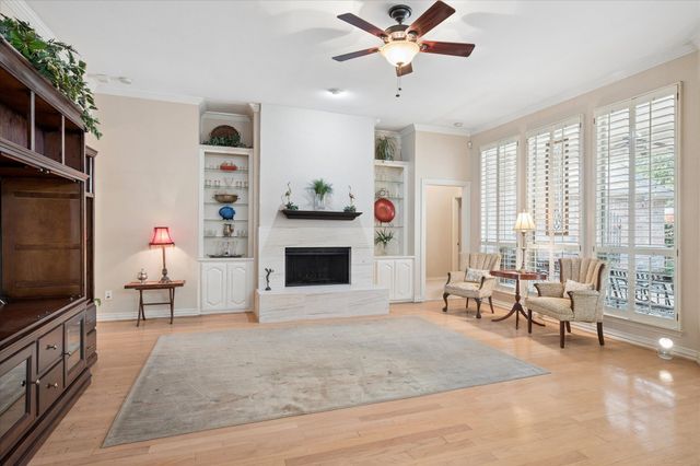 3852 Walden Way, Dallas, TX 75287