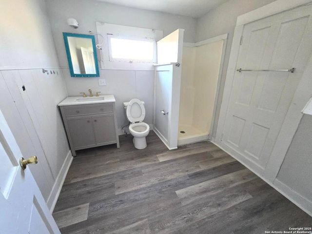 15164 OAK ST, Lytle, TX 78059