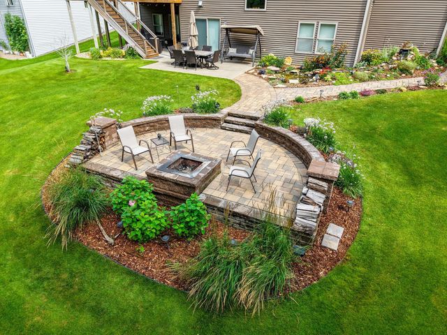 2990 Stone Park Drive NE, Rochester, MN 55906