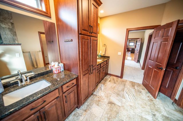 2990 Stone Park Drive NE, Rochester, MN 55906