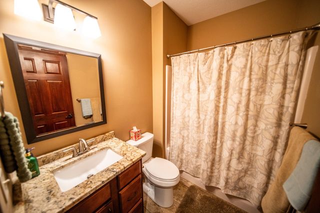 2990 Stone Park Drive NE, Rochester, MN 55906