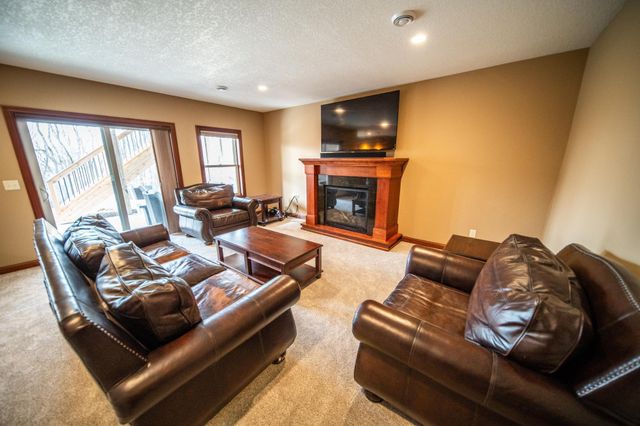 2990 Stone Park Drive NE, Rochester, MN 55906