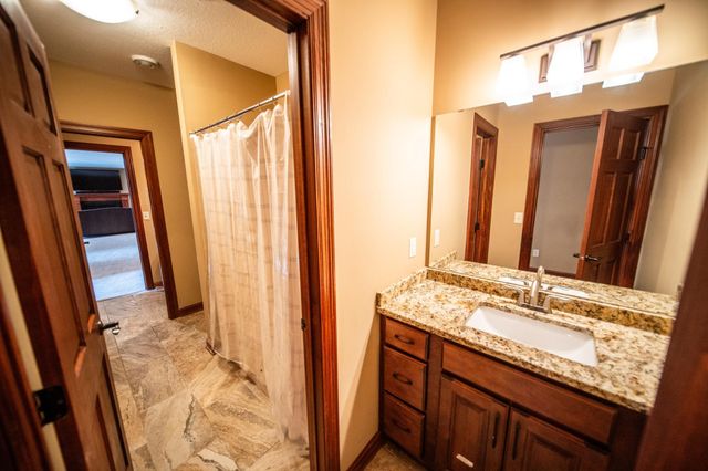 2990 Stone Park Drive NE, Rochester, MN 55906