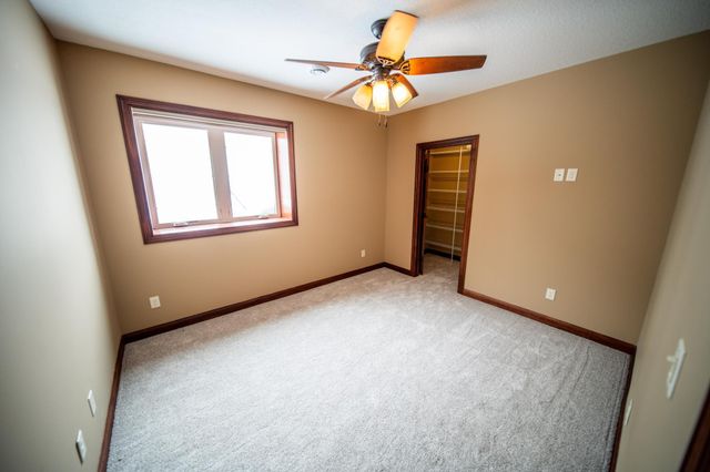 2990 Stone Park Drive NE, Rochester, MN 55906