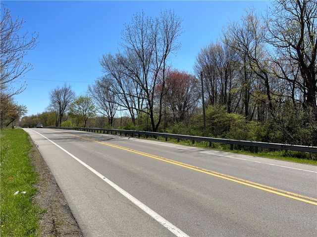 0000 Mercer Ave & Maple Dr, Hermitage, PA 16148