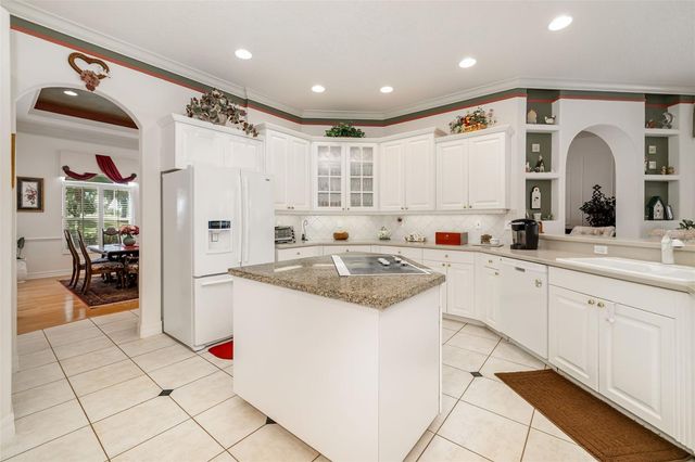 2660 DICK WILSON DRIVE, Sarasota, FL 34240