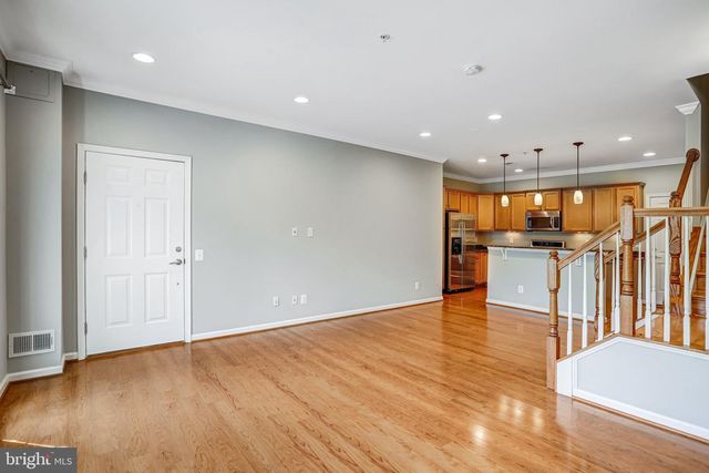 20638 SIBBALD SQ, Ashburn, VA 20147