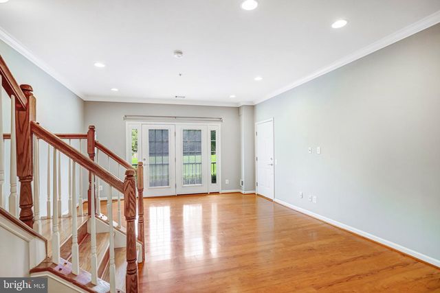 20638 SIBBALD SQ, Ashburn, VA 20147