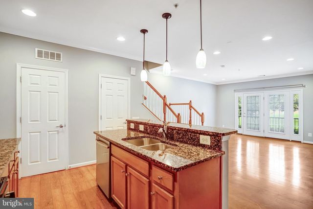 20638 SIBBALD SQ, Ashburn, VA 20147