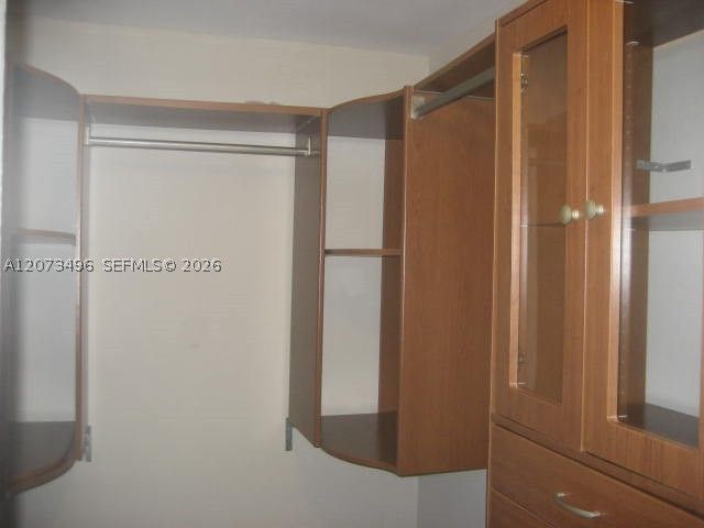 10810 N KENDALL DR Q-11, Miami, FL 33176