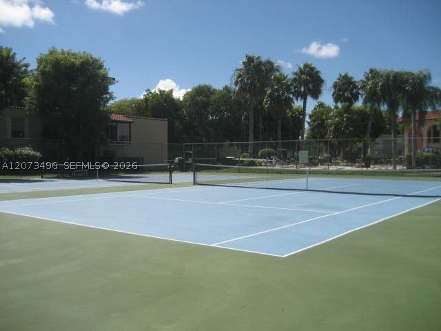 10810 N KENDALL DR Q-11, Miami, FL 33176