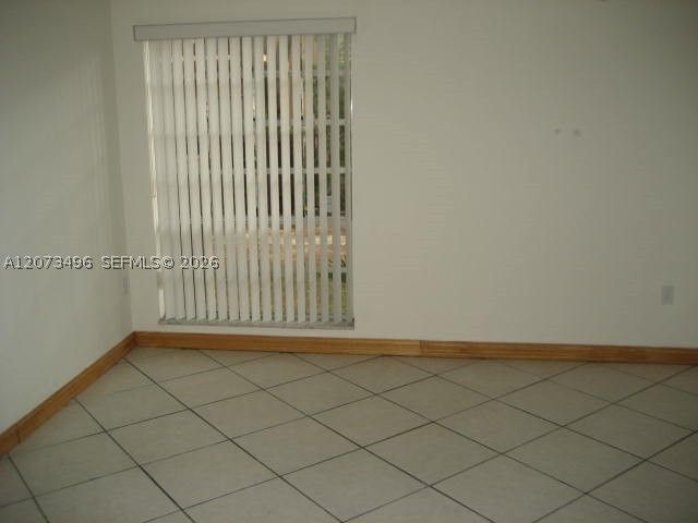 10810 N KENDALL DR Q-11, Miami, FL 33176