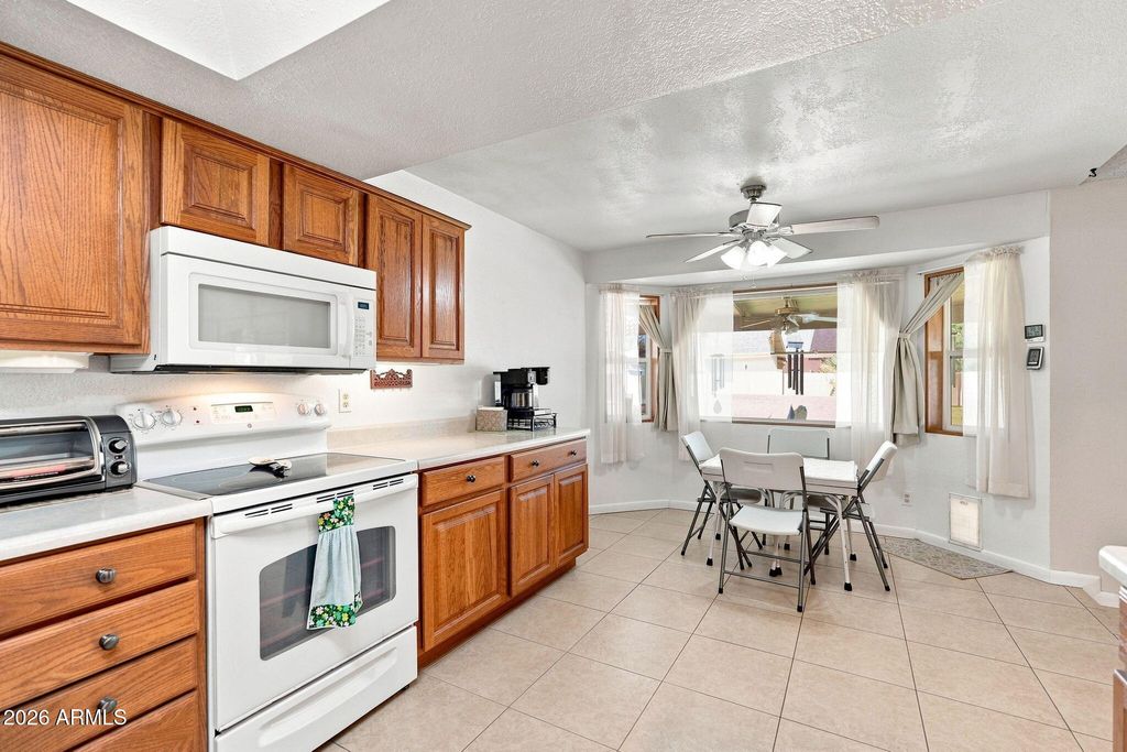 10340 W HAZELWOOD Avenue, Phoenix, AZ 85037 — photo 5