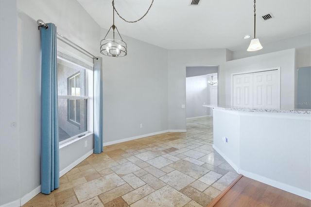 4324 WINDMILL POINTE DR, Plant City, FL 33567