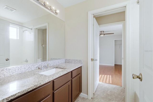 4324 WINDMILL POINTE DR, Plant City, FL 33567