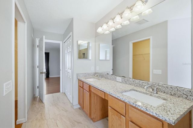 4324 WINDMILL POINTE DR, Plant City, FL 33567