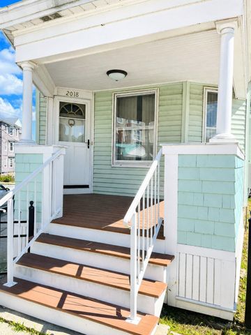 2018 Pleasant St, Fall River, MA 02723