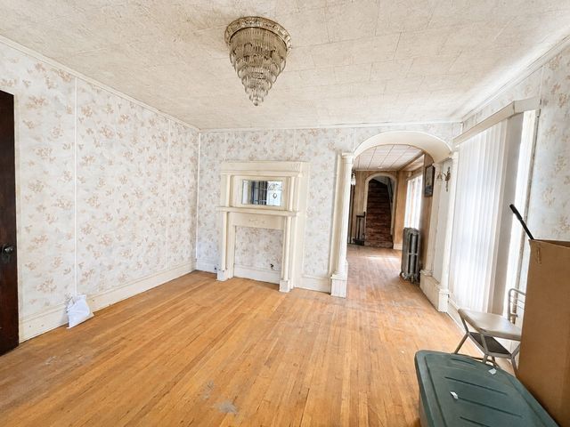 2018 Pleasant St, Fall River, MA 02723