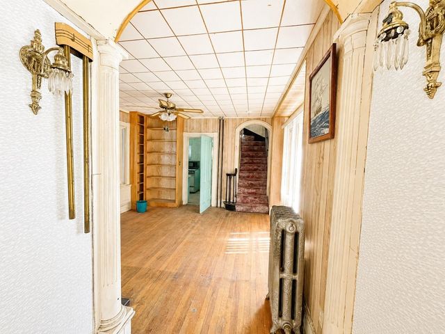 2018 Pleasant St, Fall River, MA 02723