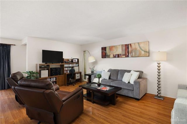 800 E Dallas Avenue 17, Mcallen, TX 78501