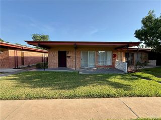800 E Dallas Avenue 17, Mcallen, TX 78501