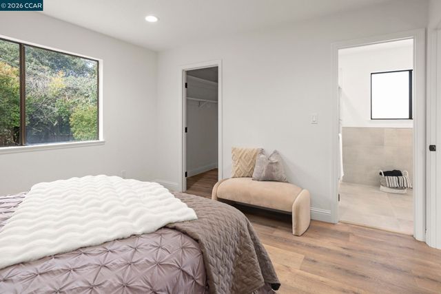 2185 Greenridge Dr, Richmond, CA 94803