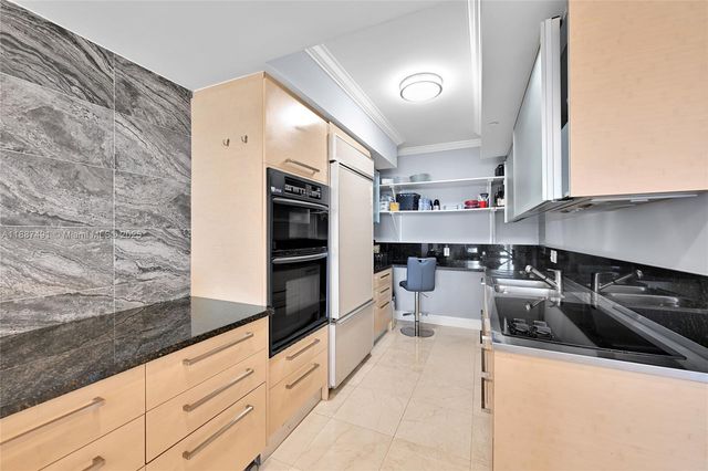 1850 S OCEAN DR 1507, Hallandale Beach, FL 33009