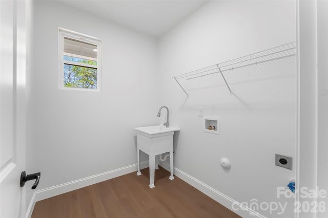 2714 Sides Avenue, Connelly Springs, NC 28612