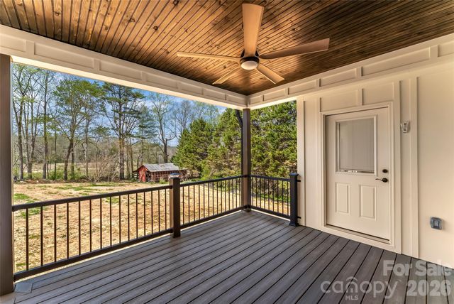 2714 Sides Avenue, Connelly Springs, NC 28612