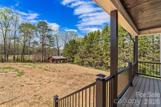 2714 Sides Avenue, Connelly Springs, NC 28612