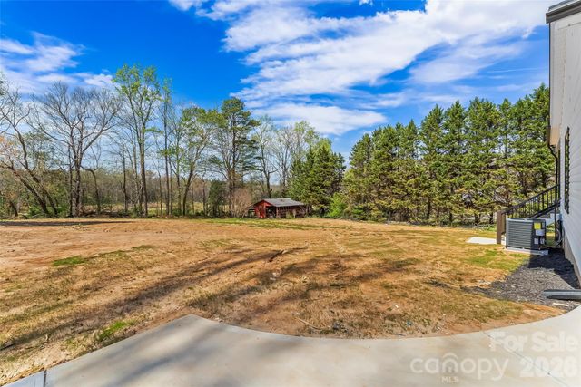 2714 Sides Avenue, Connelly Springs, NC 28612